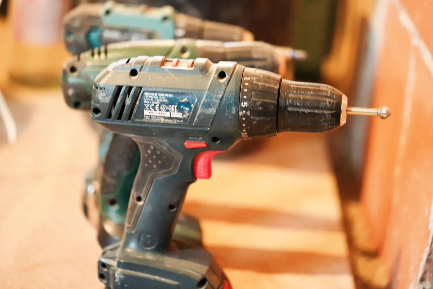 Perceuse Bosch 18V Pro - Accessoires inclus a Bordeaux
