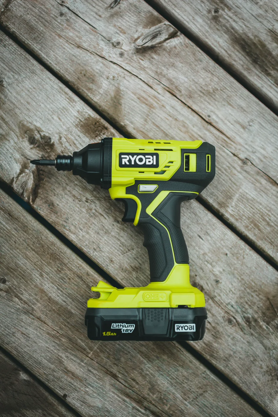 Perceuse Bosch sans fil avec coffret - Vente rapide a Lyon